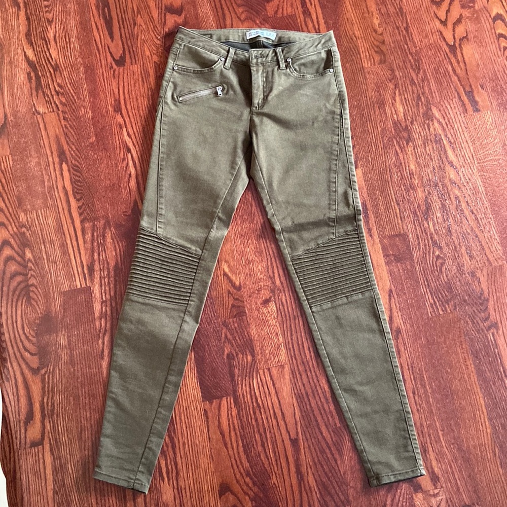 Zara mid rise skinny jeans